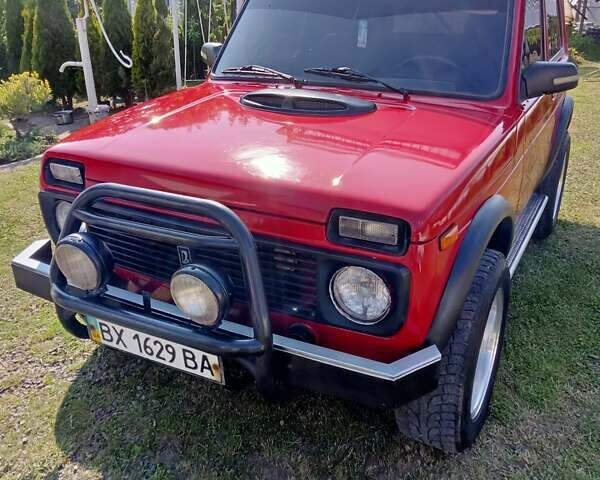 Червоний ВАЗ 21213 Niva, об'ємом двигуна 1.7 л та пробігом 200 тис. км за 2851 $, фото 33 на Automoto.ua