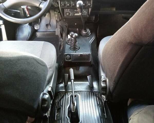 Червоний ВАЗ 21213 Niva, об'ємом двигуна 1.7 л та пробігом 200 тис. км за 2851 $, фото 60 на Automoto.ua