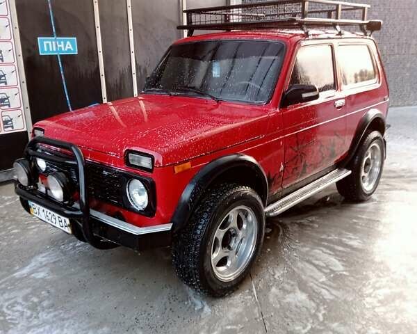 Червоний ВАЗ 21213 Niva, об'ємом двигуна 1.7 л та пробігом 200 тис. км за 2851 $, фото 96 на Automoto.ua