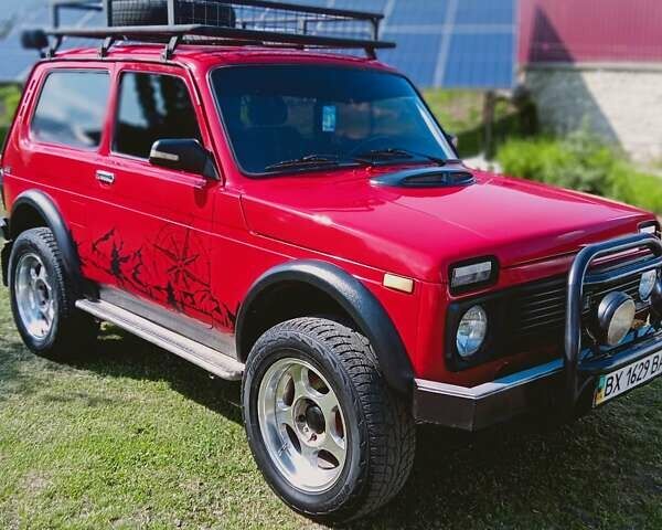 Червоний ВАЗ 21213 Niva, об'ємом двигуна 1.7 л та пробігом 200 тис. км за 2851 $, фото 47 на Automoto.ua