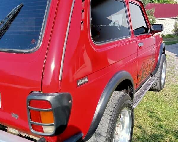 Червоний ВАЗ 21213 Niva, об'ємом двигуна 1.7 л та пробігом 200 тис. км за 2851 $, фото 32 на Automoto.ua