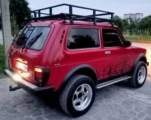 Червоний ВАЗ 21213 Niva, об'ємом двигуна 1.7 л та пробігом 200 тис. км за 2851 $, фото 92 на Automoto.ua