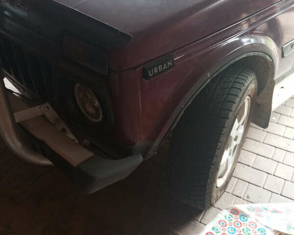 Красный ВАЗ 21213 Niva, объемом двигателя 1.7 л и пробегом 100 тыс. км за 3000 $, фото 18 на Automoto.ua