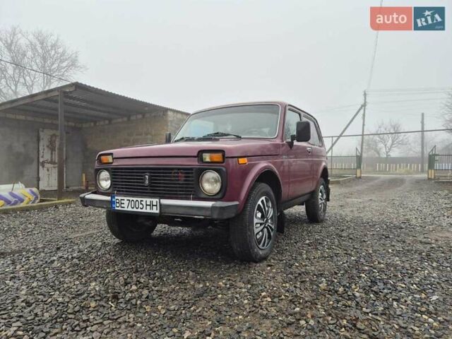 Червоний ВАЗ 21213 Niva, об'ємом двигуна 1.69 л та пробігом 126 тис. км за 2200 $, фото 1 на Automoto.ua