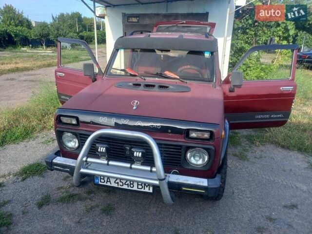Червоний ВАЗ 21213 Niva, об'ємом двигуна 1.7 л та пробігом 173 тис. км за 2800 $, фото 10 на Automoto.ua