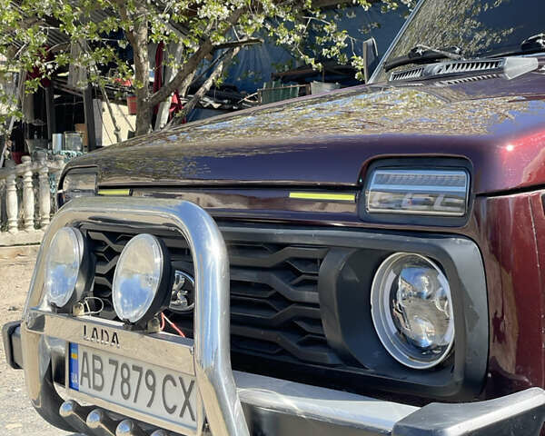 Красный ВАЗ 21213 Niva, объемом двигателя 1.69 л и пробегом 69 тыс. км за 5300 $, фото 6 на Automoto.ua