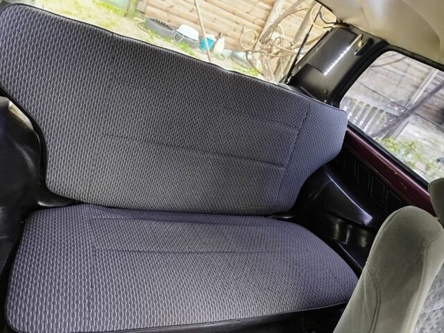 Красный ВАЗ 21213 Niva, объемом двигателя 1.7 л и пробегом 115 тыс. км за 2300 $, фото 3 на Automoto.ua