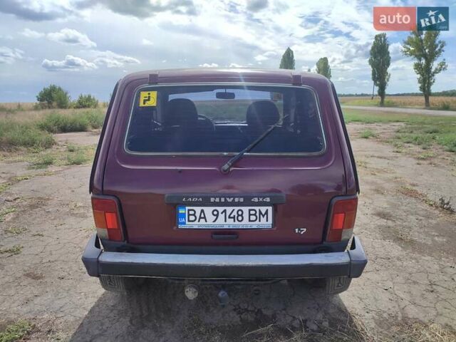 Красный ВАЗ 21213 Niva, объемом двигателя 1.69 л и пробегом 135 тыс. км за 3400 $, фото 4 на Automoto.ua
