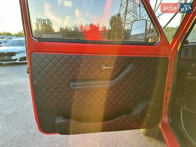 Красный ВАЗ 21213 Niva, объемом двигателя 1.7 л и пробегом 131 тыс. км за 5200 $, фото 14 на Automoto.ua