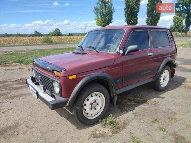 Красный ВАЗ 21213 Niva, объемом двигателя 1.69 л и пробегом 135 тыс. км за 3400 $, фото 7 на Automoto.ua