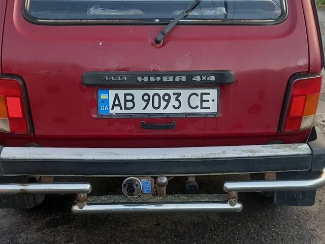 Красный ВАЗ 21213 Niva, объемом двигателя 1.7 л и пробегом 140 тыс. км за 2700 $, фото 3 на Automoto.ua