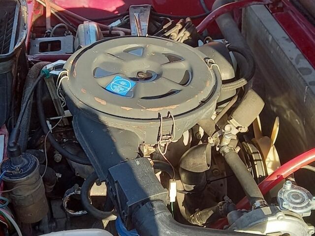 Красный ВАЗ 21213 Niva, объемом двигателя 1.7 л и пробегом 140 тыс. км за 2700 $, фото 6 на Automoto.ua