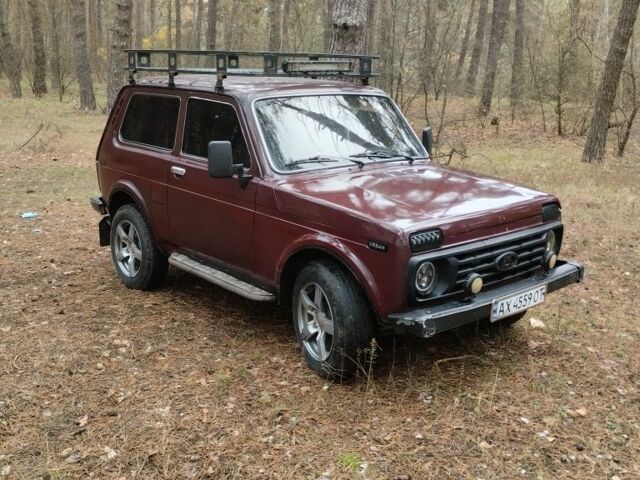 Червоний ВАЗ 21213 Niva, об'ємом двигуна 1.7 л та пробігом 134 тис. км за 3500 $, фото 1 на Automoto.ua