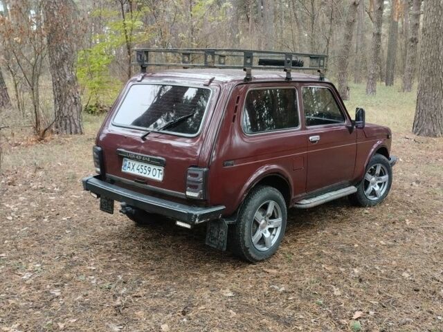 Червоний ВАЗ 21213 Niva, об'ємом двигуна 1.7 л та пробігом 134 тис. км за 3500 $, фото 4 на Automoto.ua