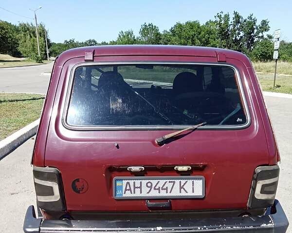ВАЗ 21213 Niva, объемом двигателя 1.7 л и пробегом 256 тыс. км за 2039 $, фото 4 на Automoto.ua