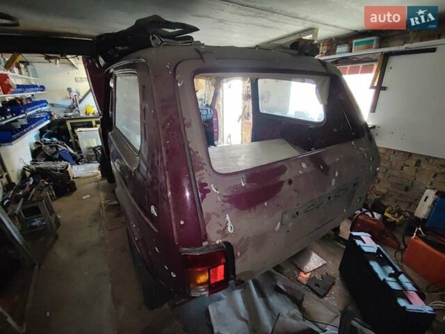 ВАЗ 21213 Niva, объемом двигателя 1.7 л и пробегом 62 тыс. км за 1600 $, фото 10 на Automoto.ua