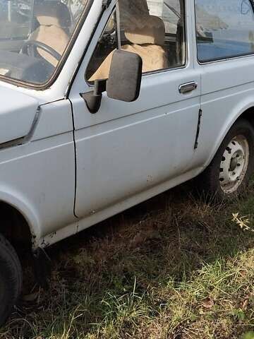 ВАЗ 21213 Niva, объемом двигателя 0 л и пробегом 181 тыс. км за 1000 $, фото 5 на Automoto.ua