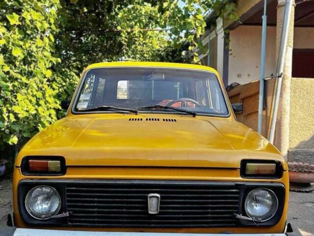 Желтый ВАЗ 21213 Niva, объемом двигателя 1.6 л и пробегом 118 тыс. км за 2500 $, фото 5 на Automoto.ua