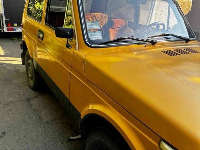 Желтый ВАЗ 21213 Niva, объемом двигателя 1.6 л и пробегом 118 тыс. км за 2500 $, фото 4 на Automoto.ua