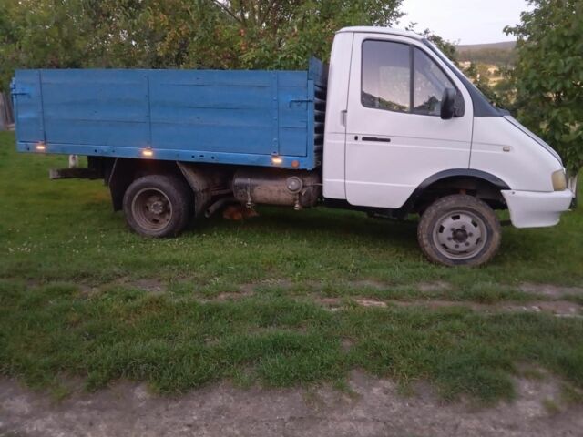 Сірий ВАЗ 21213 Niva, об'ємом двигуна 2.4 л та пробігом 255 тис. км за 1700 $, фото 2 на Automoto.ua