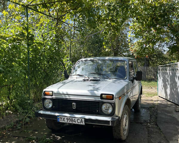 Серый ВАЗ 21213 Niva, объемом двигателя 1.7 л и пробегом 40 тыс. км за 2800 $, фото 1 на Automoto.ua