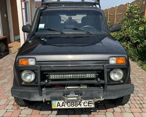 Сірий ВАЗ 21213 Niva, об'ємом двигуна 1.9 л та пробігом 60 тис. км за 5000 $, фото 1 на Automoto.ua