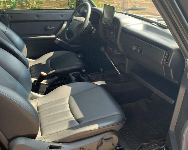 Сірий ВАЗ 21213 Niva, об'ємом двигуна 1.9 л та пробігом 60 тис. км за 5000 $, фото 6 на Automoto.ua