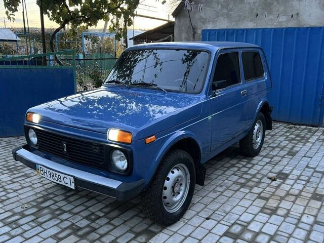 Синий ВАЗ 21213 Niva, объемом двигателя 1.7 л и пробегом 228 тыс. км за 3450 $, фото 1 на Automoto.ua