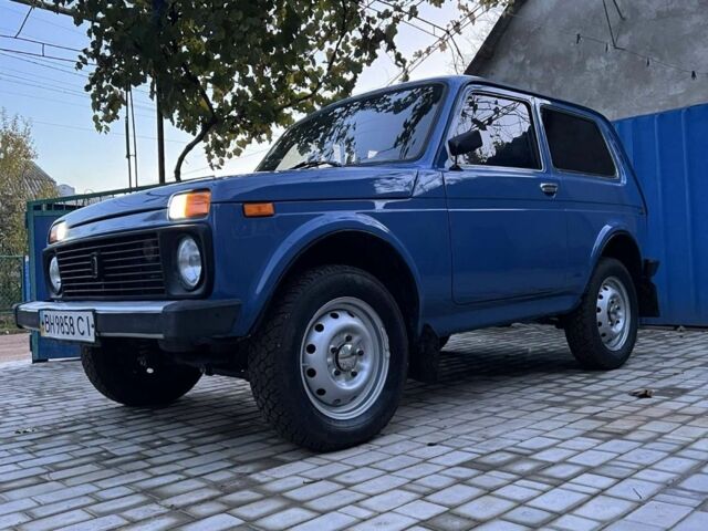 Синий ВАЗ 21213 Niva, объемом двигателя 1.7 л и пробегом 228 тыс. км за 3450 $, фото 8 на Automoto.ua