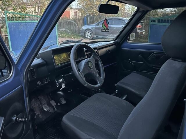 Синий ВАЗ 21213 Niva, объемом двигателя 1.7 л и пробегом 228 тыс. км за 3450 $, фото 6 на Automoto.ua