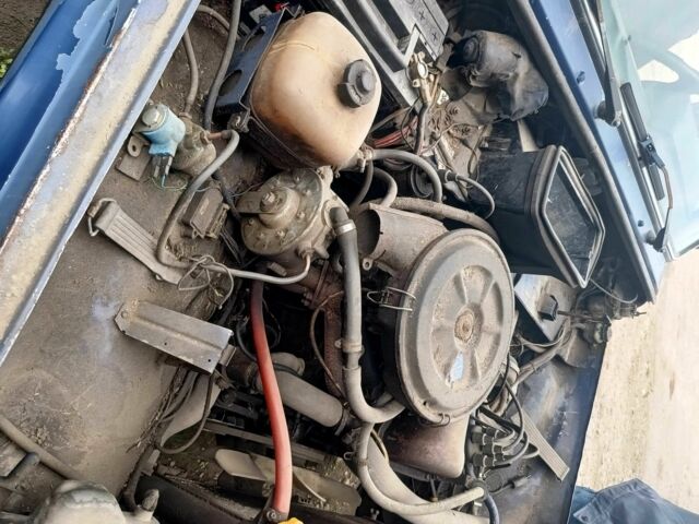 Синий ВАЗ 21213 Niva, объемом двигателя 1.7 л и пробегом 100 тыс. км за 972 $, фото 13 на Automoto.ua