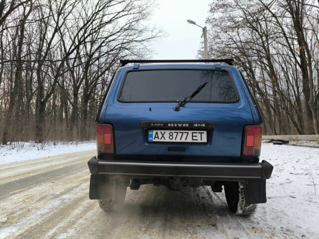 Синий ВАЗ 21213 Niva, объемом двигателя 1.7 л и пробегом 222 тыс. км за 4100 $, фото 6 на Automoto.ua