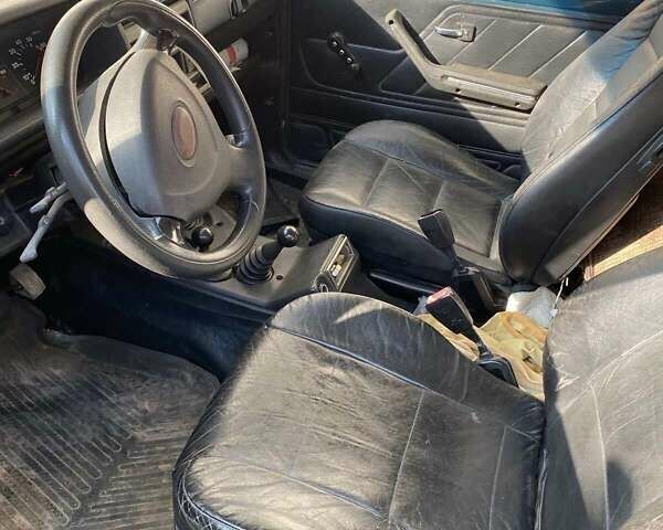 Синий ВАЗ 21213 Niva, объемом двигателя 1.7 л и пробегом 184 тыс. км за 1500 $, фото 1 на Automoto.ua