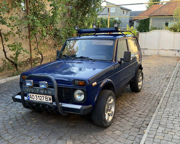 Синий ВАЗ 21213 Niva, объемом двигателя 1.7 л и пробегом 87 тыс. км за 2700 $, фото 3 на Automoto.ua