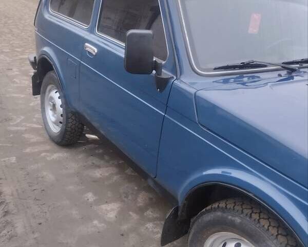 Синий ВАЗ 21213 Niva, объемом двигателя 1.7 л и пробегом 198 тыс. км за 2500 $, фото 3 на Automoto.ua