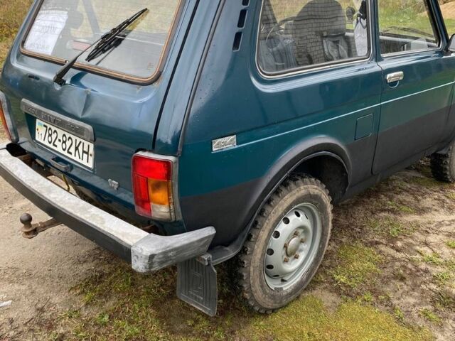 Синий ВАЗ 21213 Niva, объемом двигателя 1.7 л и пробегом 96 тыс. км за 2800 $, фото 4 на Automoto.ua