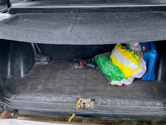 Синий ВАЗ 21213 Niva, объемом двигателя 1.7 л и пробегом 96 тыс. км за 2800 $, фото 2 на Automoto.ua