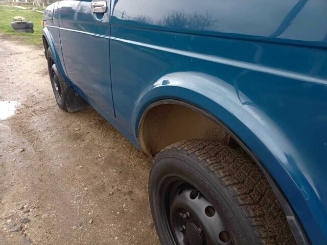 Синій ВАЗ 21213 Niva, об'ємом двигуна 1.7 л та пробігом 186 тис. км за 3200 $, фото 6 на Automoto.ua