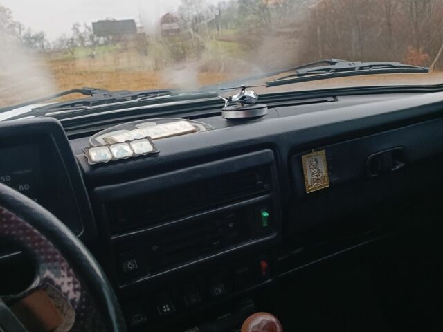 Синий ВАЗ 21213 Niva, объемом двигателя 1.7 л и пробегом 173 тыс. км за 3300 $, фото 12 на Automoto.ua