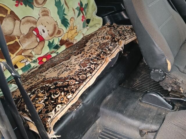 Синий ВАЗ 21213 Niva, объемом двигателя 1.7 л и пробегом 173 тыс. км за 3300 $, фото 15 на Automoto.ua