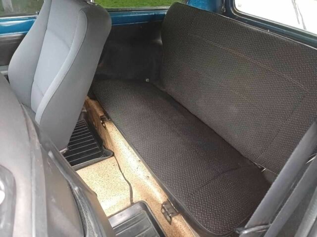 Синій ВАЗ 21213 Niva, об'ємом двигуна 1.7 л та пробігом 186 тис. км за 3200 $, фото 11 на Automoto.ua