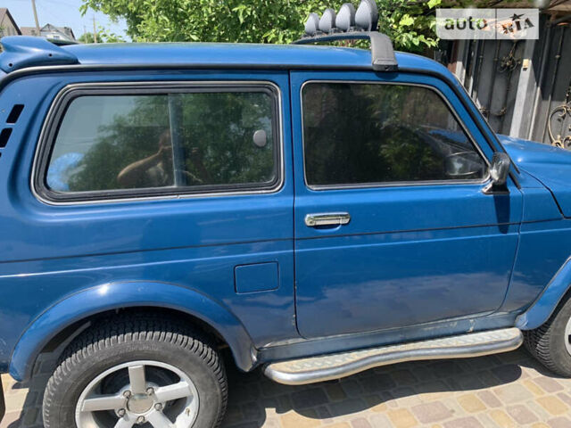 Синий ВАЗ 21213 Niva, объемом двигателя 1.6 л и пробегом 100 тыс. км за 3499 $, фото 5 на Automoto.ua