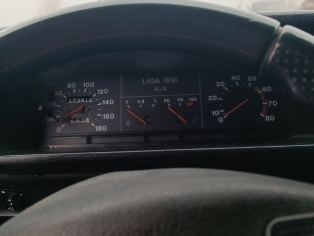 Синий ВАЗ 21213 Niva, объемом двигателя 1.7 л и пробегом 173 тыс. км за 3300 $, фото 13 на Automoto.ua