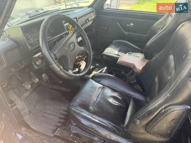 Синий ВАЗ 21213 Niva, объемом двигателя 1.69 л и пробегом 240 тыс. км за 3300 $, фото 8 на Automoto.ua