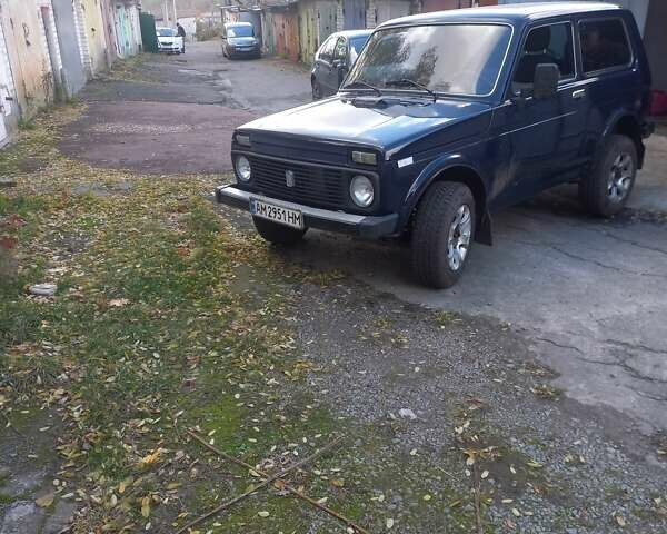 Синий ВАЗ 21213 Niva, объемом двигателя 1.7 л и пробегом 216 тыс. км за 4500 $, фото 5 на Automoto.ua