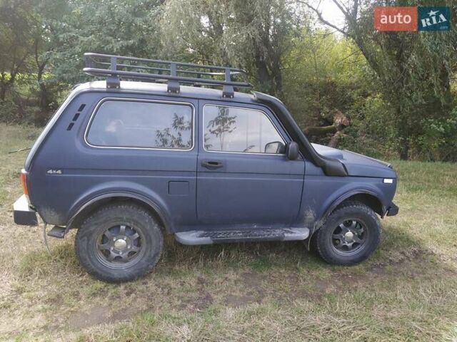 Синій ВАЗ 21213 Niva, об'ємом двигуна 1.9 л та пробігом 329 тис. км за 4700 $, фото 3 на Automoto.ua