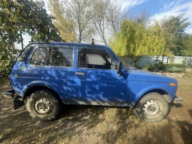 Синий ВАЗ 21213 Niva, объемом двигателя 1.7 л и пробегом 3 тыс. км за 2500 $, фото 3 на Automoto.ua