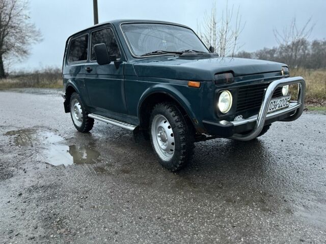 Зелений ВАЗ 21213 Niva, об'ємом двигуна 1.6 л та пробігом 200 тис. км за 2100 $, фото 1 на Automoto.ua