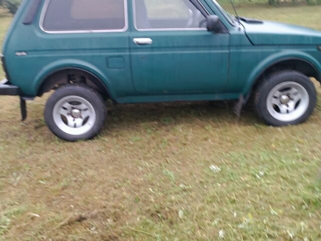 Зеленый ВАЗ 21213 Niva, объемом двигателя 0 л и пробегом 100 тыс. км за 3500 $, фото 2 на Automoto.ua