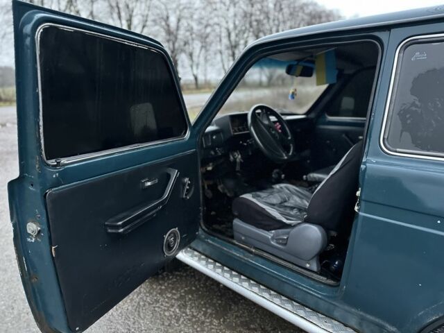 Зелений ВАЗ 21213 Niva, об'ємом двигуна 1.6 л та пробігом 200 тис. км за 2100 $, фото 6 на Automoto.ua